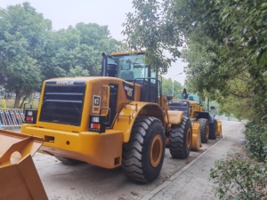 รถตักล้อยาง Caterpillar 966H มือสอง สีเดิมจากโรงงาน พร้อมห้องโดยสาร ROPS ติดตั้งเครื่องปรับอากาศ ระบบไฮดรอลิกที่เสถียร - Product Image 5