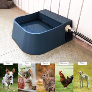 Abreuvoir automatique pour animaux de compagnie, en plastique, carré, pour extérieur, chien, chat, lapin, poulet, mouton, avec connecteur de tuyau - Product Image 1