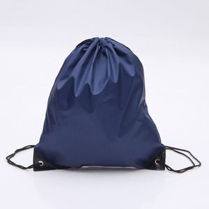 Bolsa con Cordón Personalizable de Gran Volumen, Ecológica, Reciclada, 100% Poliéster, con Bolsa Interior para Uso Diario - Product Image 4