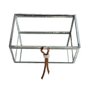 Boîte de rangement en métal au design simple et bacs, idées d'emballage de cadeaux personnalisés, événements de mariage, cadeaux de retour pour fêtes, élégante boîte à bijoux en verre - Product Image 1