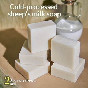 Savon Solide Hydratant Fait Main à Base de Lait de Chèvre Végétal, Procédé à Froid, pour le Corps et les Mains - Product Image 6