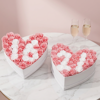 Boîte en forme de cœur avec roses éternelles roses et blanches, logo personnalisé, emballage avec numéro, longue durée (3-5 ans), anniversaire