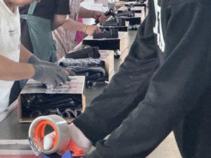 Rumah Anjing Besar Lembut untuk Dalam Ruangan dengan Ukuran Internal untuk Labrador, <span class=keywords><strong>Husky</strong></span>, Samoyed, Golden Retriever, German Shepherd - Product Image 3