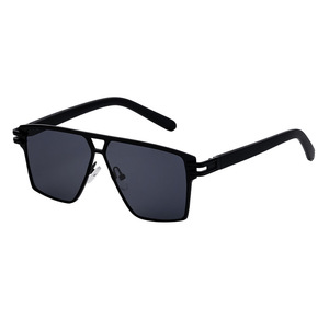 Gafas de sol con montura cuadrada personalizadas para hombre, lentes de PC UV400, estilo Instagram, gafas para conducir, montura negra YZ-2321 - Product Image 5
