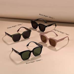 Lunettes de soleil polarisées carrées vertes tendance 2025 avec logo personnalisé pour hommes et femmes, avec rivets, en acétate, pour la conduite - Product Image 4