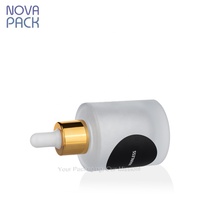 Flacon compte-gouttes de luxe en verre dépoli à paroi épaisse à fond lourd 30ml 50ml flacon de sérum pour huile à barbe et cheveux avec compte-gouttes en or noir