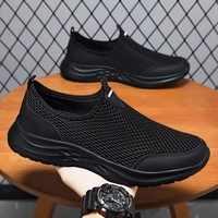Chaussures décontractées pour hommes, respirantes et inodores, couleur unie, design simple avec maille confortable, vente en gros à prix réduit