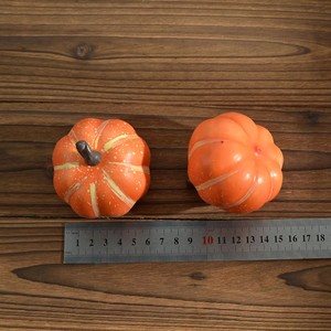 Nouvelles citrouilles artificielles en mousse blanches rustiques pour la récolte, Halloween, Noël, la remise des diplômes, la décoration intérieure et la sculpture de Pâques, disponibles en différentes tailles - Product Image 4