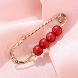 Faux Pearl <b>Scarf</b> Clip Alloy Brooch <b>Red</b> Black White Round Geometric Unisex Garment Pin Winter 2024 Yiwu Origin - Product Image 4