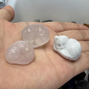 Natural Crystal cat Sculpture - 3-5 cm in Size, Geometric Shape, Anniversary. Feng Shui Healing Crystal Handicraft