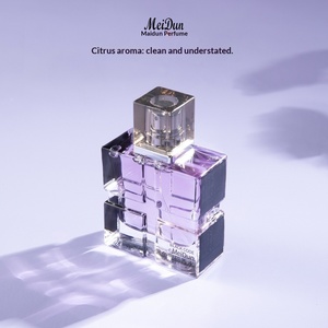 น้ำหอมผู้ชาย MIDON Black Password ขนาด 40 มล. กลิ่นหอมอ่อนๆ ติดทนนาน กลิ่นซิตรัส ไซเปรส เบอร์กามอต ขนาดพกพา - Product Image 2