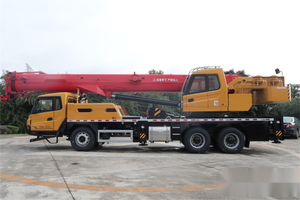 STC250T <span class=keywords><strong>Tres</strong></span> <span class=keywords><strong>Ejes</strong></span> Camión Chasis 25ton Camión de Elevación Grúa - Product Image 5