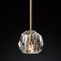 Lustres modernes de luxe léger pour salons, escaliers, salles à manger, hôtels. Lampes en cristal et en cuivre, fabrication sur mesure directe d'usine.