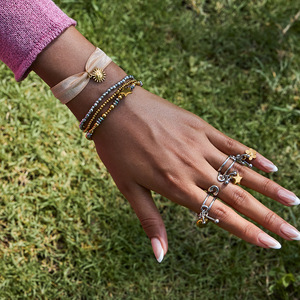 แหวนสแตนเลสสตีลพร้อมจี้รูปดาวสีทอง ดีไซน์เรขาคณิต ของขวัญเครื่องประดับสำหรับทุกเพศ - Product Image 2