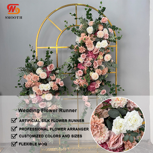 Suministros para eventos de boda LEDA, camino de mesa de flores artificiales de alta calidad hechas a mano con rosas rosas y hojas verdes - Product Image 2