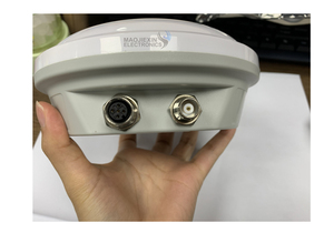 Récepteur GNSS CH2410 RTK de précision centimétrique, machine tout-en-un pour la surveillance des déformations GPS BDS différentielles - Product Image 4