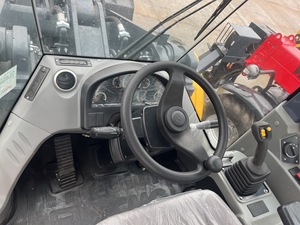 Chargeuse sur pneus hydraulique d'occasion de marque chinoise XCMG, <span class=keywords><strong>6</strong></span> <span class=keywords><strong>tonnes</strong></span>, LW600KV, prix de vente - Product Image 4