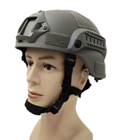Les fabricants vendent un casque tactique de jeu CS léger quatre couleurs