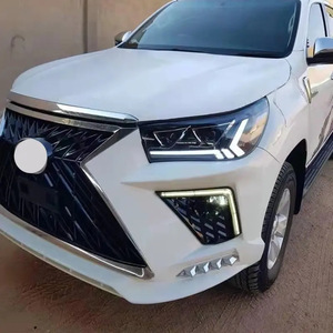 Kit de carrocería frontal para modelos Hilux REVO ROOCO 2020-2024 modificados al estilo LX570. - Product Image 2