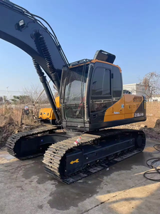 Hyundai 210LC-9S Equipo de construcción de excavadoras de orugas usadas de segunda mano con motor y bomba de 21 toneladas - Product Image 3