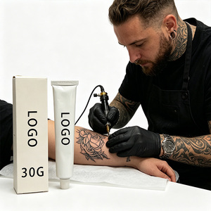 Baume pour tatouage à texture lisse tendance 30g, logo personnalisé, prévient la crovaison pour les artistes tatoueurs professionnels et les salons - Product Image 2