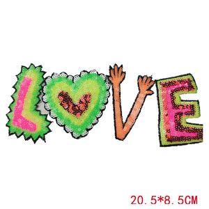 Sẵn Sàng Để Tàu Bling Sắt Trên <span class=keywords><strong>Sequin</strong></span> Chuyển Cổ Vũ Mẹ Trò Chơi Ngày Sequined <span class=keywords><strong>Hotfix</strong></span> Chuyển <span class=keywords><strong>Motif</strong></span> Bảng Chữ Cái Tình Yêu Sắt Trên Các Họa Tiết - Product Image 6