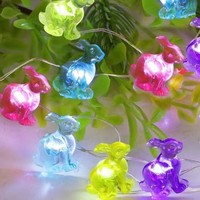 Nouvelles guirlandes lumineuses LED en plastique en forme de carotte de Pâques, avec boîte à piles, adorables lumières féériques de style animal pour une ambiance festive et décorative