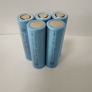 Resistansi Internal Rendah <span class=keywords><strong>3</strong></span> Milliohm 18650 JP30 3000mah puncak 140A Pengosongan untuk Baterai Lithium Drone EV - Product Image 5