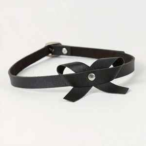 Collier en cuir PU noir avec nœud papillon mignon pour femmes Zesi, style pour un usage quotidien et les fêtes, équipement de bondage - Product Image 5