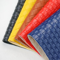 Feuilles de Faux cuir tressées écologiques à texture bosse tressée Tissu en cuir synthétique PVC brillant pour arcs à cheveux Costumes de bricolage Canapé