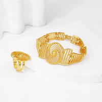 Ensemble de bijoux pour femmes tendance, plaqué or 18 carats, collier, boucles d'oreilles, bracelet, bague, 4 pièces, ensemble complet de bijoux, vente en gros, haute qualité