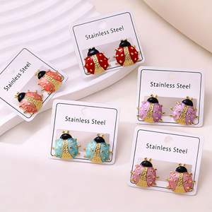 QX Venta al por mayor Pendientes de tuerca de moda para fiesta con diseño de abeja, tortuga, caracol y mariquita, de acero inoxidable, serie de insectos, chapados en oro de 18K para mujer - Product Image 4