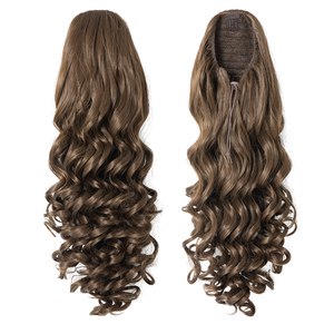 SARLA Estensioni per <span class=keywords><strong>Capelli</strong></span> Sintetici Resistenti al Calore da 26 Pollici, <span class=keywords><strong>Coda</strong></span> <span class=keywords><strong>di</strong></span> <span class=keywords><strong>Cavallo</strong></span> Lunga e Riccia in Fibra con Cordoncino, Stile Ondulato per Donne - Product Image 4