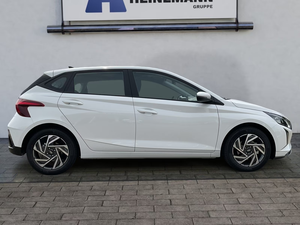<span class=keywords><strong>Occasion</strong></span> 2025 pour <span class=keywords><strong>I20</strong></span> 1.0L Turbo 101ch 3 cylindres 4x2 Essence Euro6e Traction avant Transmission automatique Volant à gauche Tissu foncé - Product Image 4