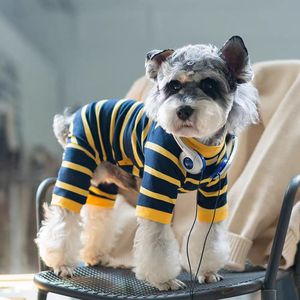 Tuta Estiva a Righe Traspirante Anti-Perdita di Pelo con Cappuccio a Quattro Zampe per Cani e Gatti, Maglietta Base Morbida ed Elastica per il Relax - Product Image 3