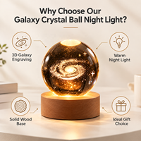 Lampe de chevet en cristal gravé au laser 3D représentant la Voie lactée, avec base en bois