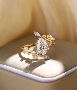 Anillo de Diamante Cultivado en Laboratorio con Corte Brillante Marquise Moderno, Diseño Único, Oro, Certificado IGI, Joyería de Alta Calidad para Mujer - Product Image 1