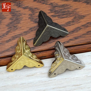 C072 Antique Style Three Sided <b>Corner</b> <b>Protector</b> Cold Rolled Steel Plating For Wooden Boxes And Crates Hardware Accessory - Product Image 1