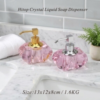 Distributeur de savon liquide HiTop Crystal K9 de luxe sculpté et gravé pour accessoires de salle de bain rose - Finition pompe chromée