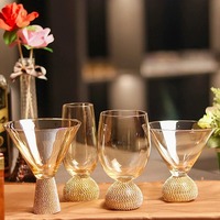 Verres à vin à base de diamant en or de 300ml Logo personnalisé de style de luxe nordique de conception d'entonnoir