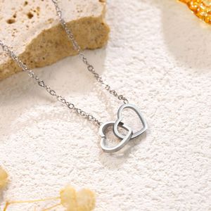 Collana per Bambini con Ciondolo a Cuore Personalizzato in Acciaio Inox Placcato Oro 18K, Catena Doppia con Nome, 18 Pollici - Product Image 4