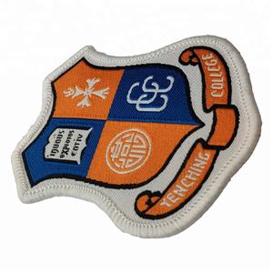 Badges tissés personnalisés à coudre à prix abordable avec patchs en tissu PVC souple, forme et taille personnalisées, sans nickel - Product Image 5