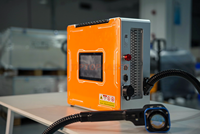 Machine de nettoyage au laser à fibre pulsée ultra-portable de 500 W, développée en interne, pour la restauration de la rouille, de la peinture, du bois, des briques et des surfaces métalliques