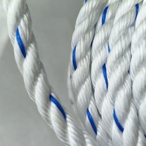 Corde en polypropylène à 3 brins torsadés, résistante aux UV, haute résistance, flexible, écologique, couleur personnalisée, pour emballage et utilisation en bateau - Product Image 3