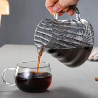 Juego de cafetera de vidrio ecológico de grado alimenticio moderno al por mayor para fabricantes, incluye filtro de papel, soporte de nogal y embudo de silicona