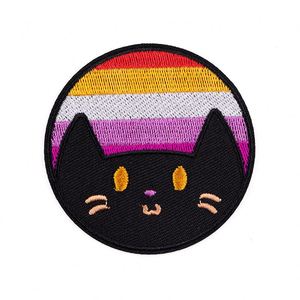 Parches Bordados Personalizados con Logotipo de Animales para Senderismo y Camping, MOQ Bajo, Parches Termoadhesivos de Sarga con Gancho y Bucle para Ropa y Gorras - Product Image 1