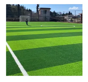 Ücretsiz örnek 40MM spor döşeme sentetik çim halı futbol sahası için yapay çim