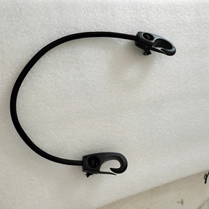 Cordon plat élastique en nylon avec crochet 5 mm 150 cm – Équipement universel de remorquage pour kayak et bateau en extérieur - Product Image 1