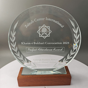 Trofeo de Cristal Cuadrado Transparente al por Mayor con Base de Madera, Placa de Vidrio para Grabado Láser <span class=keywords><strong>o</strong></span> Impresión UV - Product Image 4