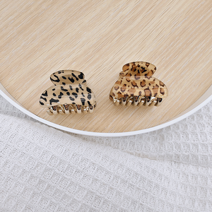 مشابك شعر بلاستيكية صغيرة عالية الجودة بألوان هندسية عصرية للنساء والفتيات، بيع بالجملة - Product Image 3